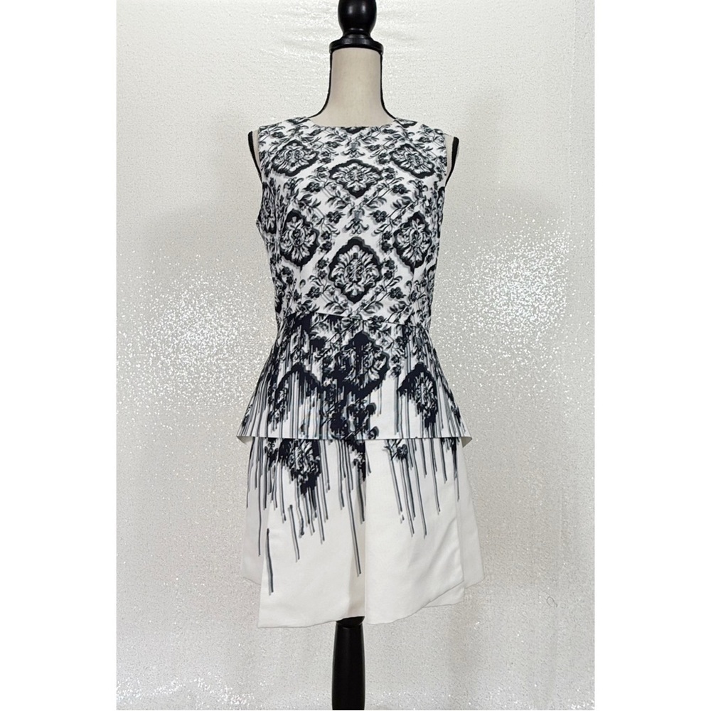 Alexander McQueen IT42 Sleeveless Peplum Mini Dress • Black White Floral Print 6 - Picture 13 of 14